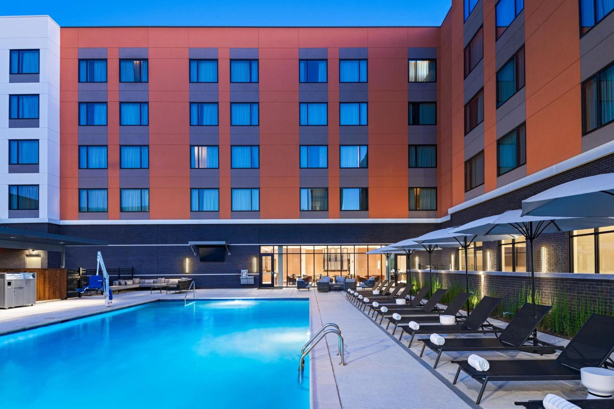 Ac Hotel By Marriott Waco Downtown Exterior photo